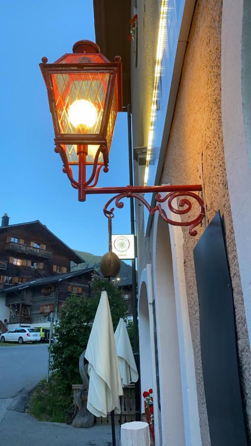 Gasthaus Edelweiss Langwies 외부 사진